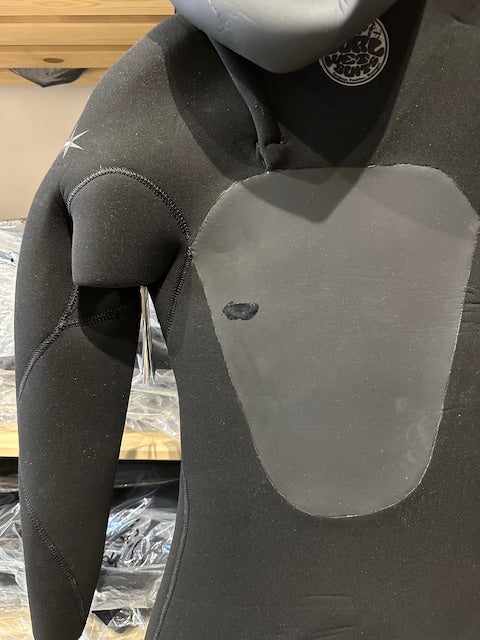  RIP CURL FLASHBOMB 6/4 CHEST ZIP HOODED WETSUIT XS (B GRADE)