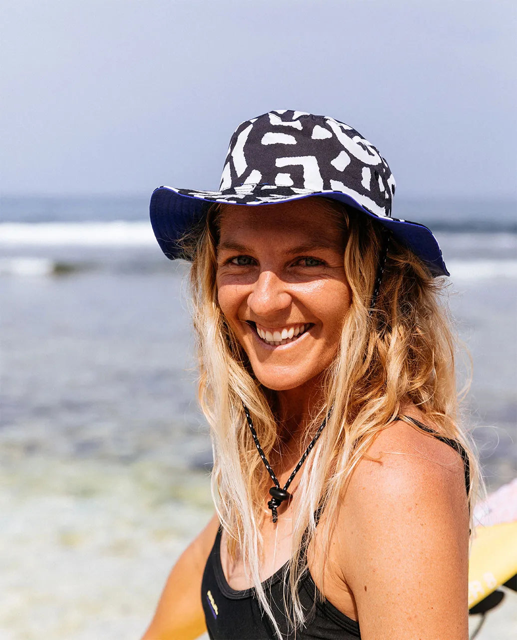  RIP CURL SEARCH REVERSIBLE UPF50 BUCKET HAT