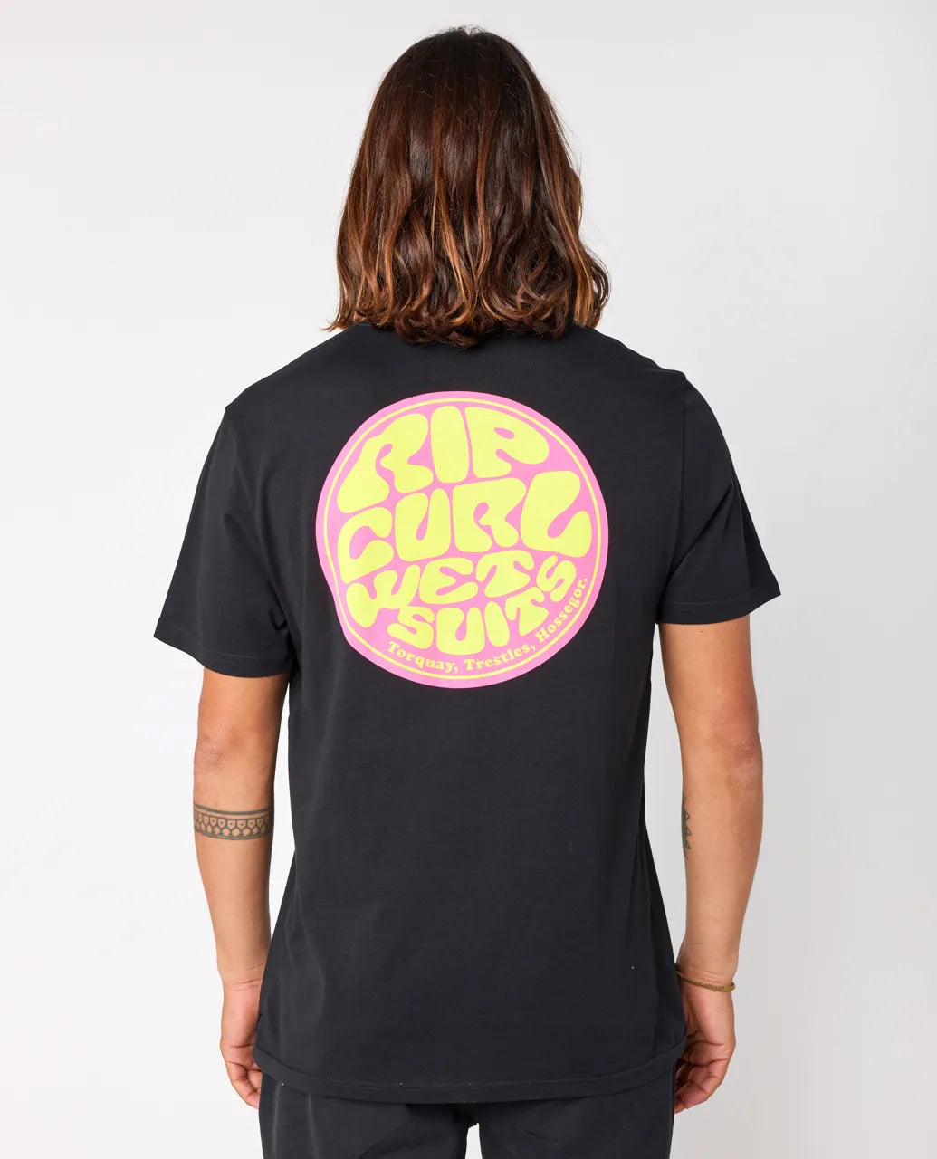  RIP CURL PASSAGE SHORT SLEEVE TEE BLACK