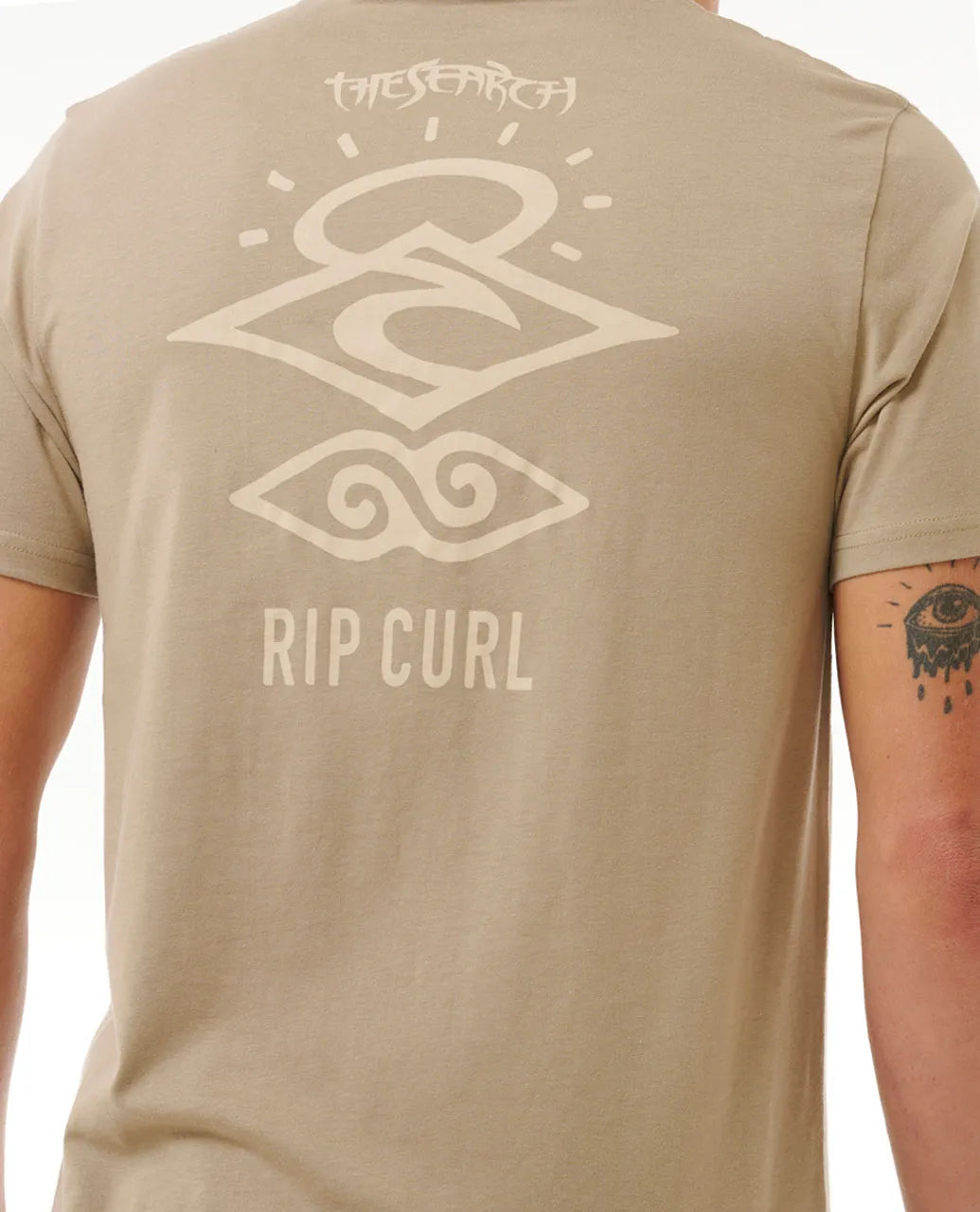  RIP CURL SEARCH ICON TEE SAND